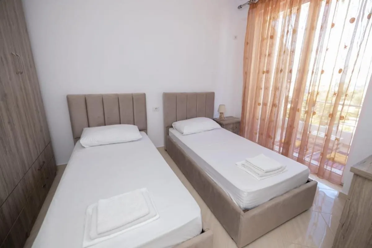 Appartamento Apartament With Sea View Vlorë